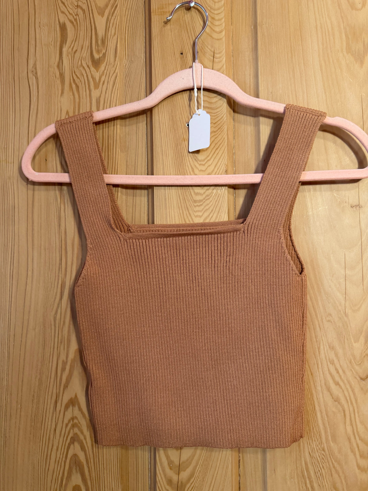Ribbed cropped tank top