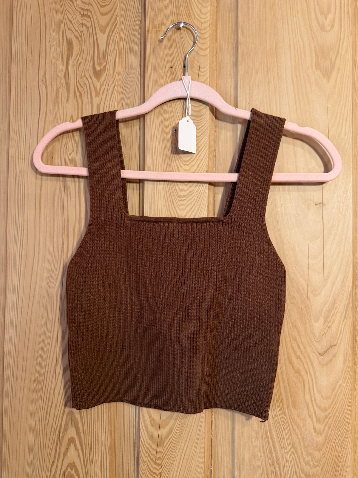 Ribbed cropped tank top