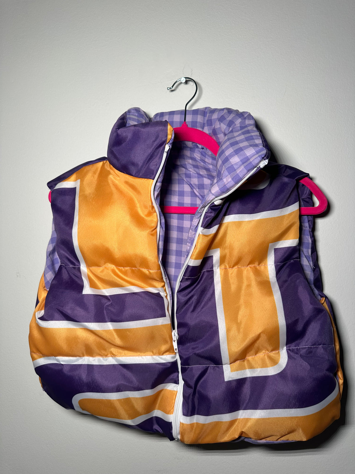 LSU vest size S