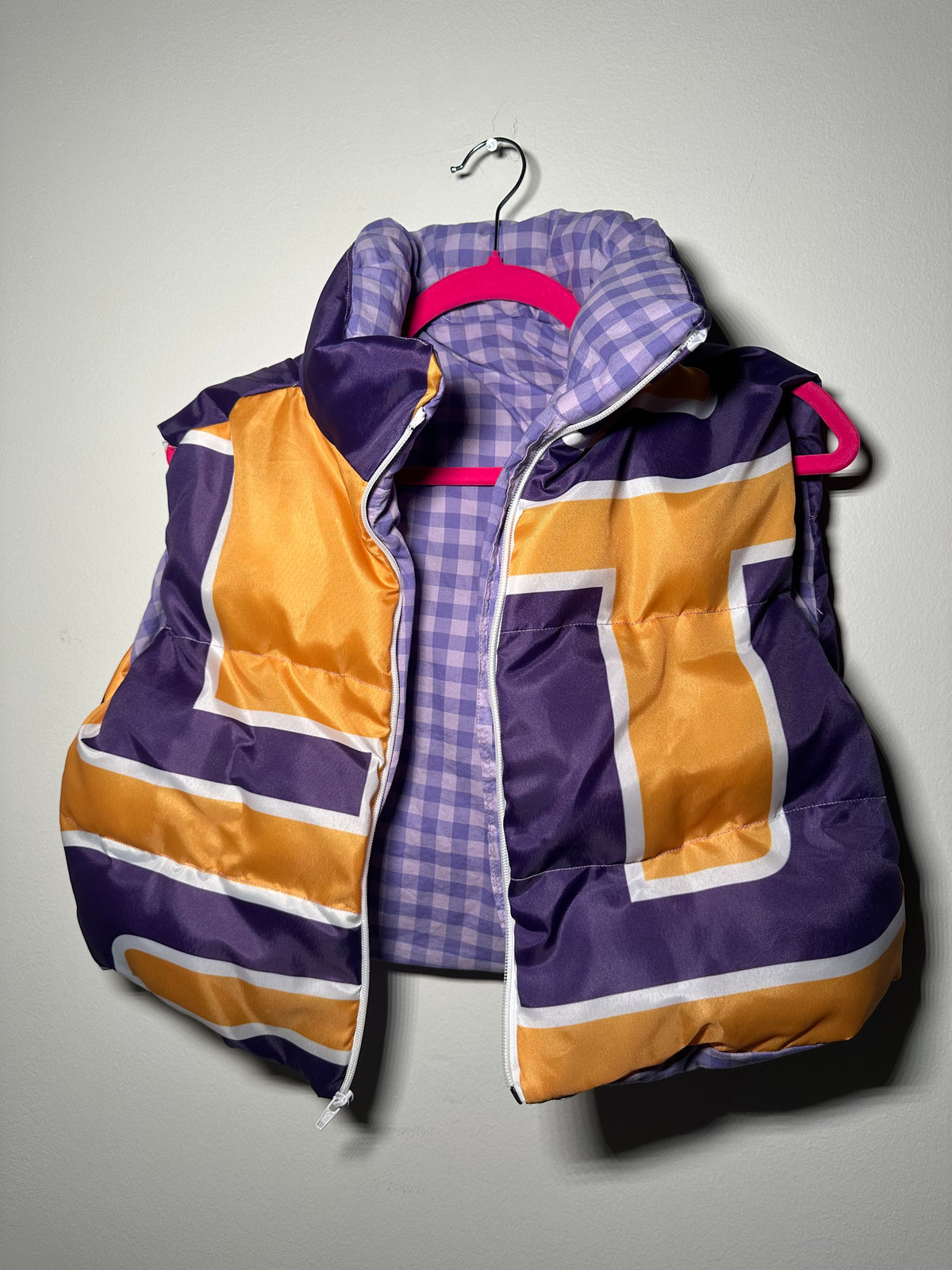 LSU vest size S